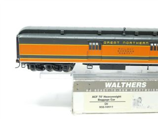 HO Scale Walthers 932 - 10513 GN Great Northern Hvywt Baggage Passenger Car RTR 3