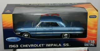 Welly 1:18 Die Cast Car 1963 Chevrolet Impala Ss Blue