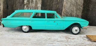 Vintage 1962 Ford Country Sedan Station Wagon Hubley Authentic Scale Model