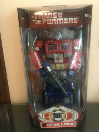Hasbro Transformers Classics: 20th Anniversary Optimus Prime.  Nib