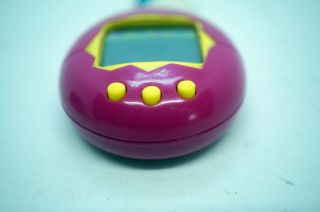Vintage Tamagotchi Pink 1996 Bandai Virtual Reality Pet Gen 1 4