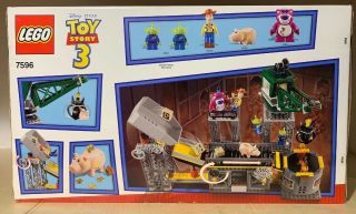 Lego Trash Compactor Escape (7596) MISB Toy story 3 Hamm,  Lotso,  Woody,  & Aliens 2