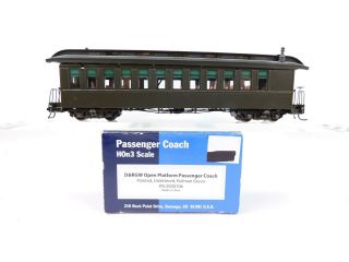 Hon3 Scale Blackstone Models B350106 Unlettered Passenger Coach Custom Rtr