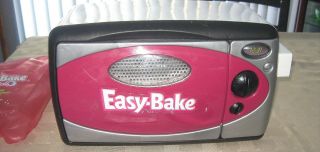 Hasbros 2003 Easy Bake Oven