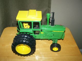 1/16 Scale John Deere 6030 Tractor With Duals & Cab No Box