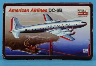 Minicraft 1:144 American Airlines Dc - 6b Plastic Aircraft Model Kit 14496u