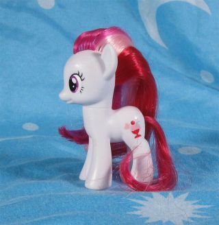 My Little Pony Plumsweet G4 Playful Pony Mlp