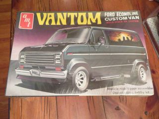 Amt Vantom Ford Econoline Custom Van