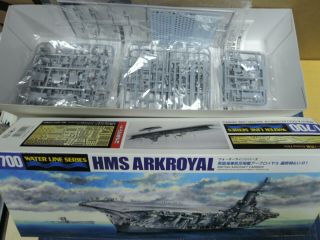 1/700 HMS ILLUSTRIOUS and HMS ARK ROYAL Carrier 2