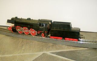 Marklin Ho Scale Steam Locomotive With Tender Br 23014