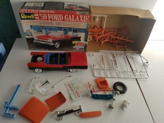 Revell 1959 Ford Galaxie 1:25 Scale Model Kit Box 1988 Fiesta Drive - In Series