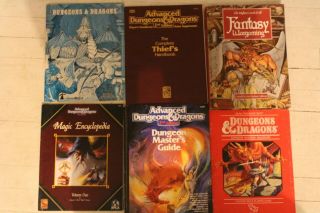 6 Dungeons And Dragons Tsr Books All Are In Good