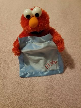 Sesame Street Gund Plush Talking Peek - A - Boo Elmo Lifts Arms Blue Blanket 15 " Euc