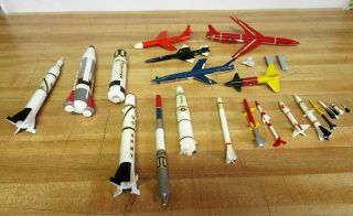 Vintage Monogram Missile Arsenal Missiles & Parts Aircraft Space Craft