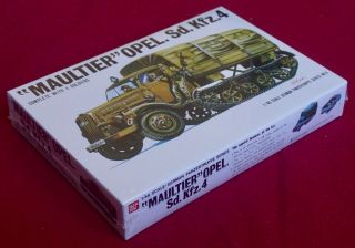 Vintage Bandai 1/48 German Maultier Opel.  Sd.  Kfz.  4 With 4 Soldiers -
