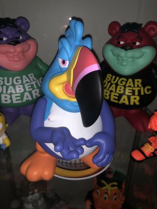 Two Ton Sam 9 " Vinyl Figure By Ron English Froot Looped Cereal Killers Art