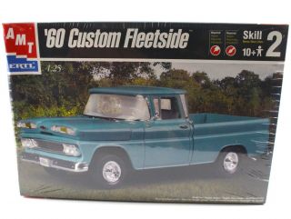 1960 Custom Fleetside Truck Amt Ertl 1:25 Model Kit 6310 Box