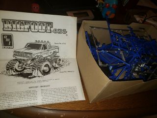 1984 Amt Ertl Big Foot 4x4x4 Monster Truck 1:25 Model Kit 6791 Started