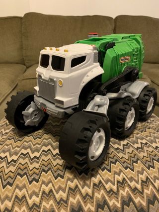 Matchbox Interactive Stinky The Talking Garbage Truck Transforming Robot