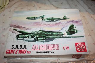 Model 1:72 Wwii C.  R.  D.  A.  Cant.  Z - 1007 Bis No Decals Or Instructions