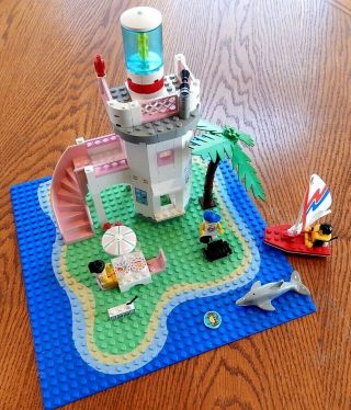 Lego 6414 Dolphin Point Paradisa Town 100 Complete
