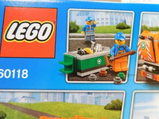 Lego City 60118 Garbage Trash Truck Box Set Retired Authentic 4
