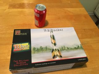 V - 2 Rocket Plastic Model Kit Pegasus E - Z Snapz 1/48 Scale Contents 2