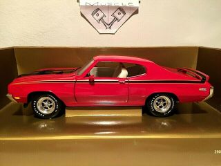 1/18 Scale 1971 Buick Gsx - 455 Coupe - Fire Red Ext/white Int