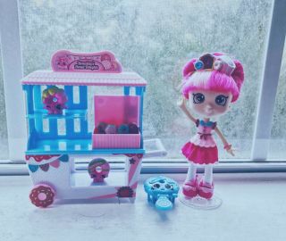 Shopkins Donatina Donut Delights Figure Big Shoppies Happy Places Doll Playset