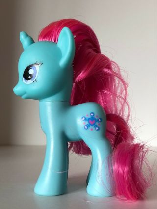 My Little Pony Mlp G4 Snowcatcher Brushable Figure