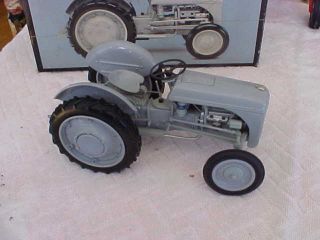 Ertl 1/16 Scale Precision Series 2 Ford 9n Tractor With Ferguson System -