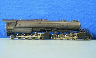 Rivarossi HO 2 - 8 - 8 - 2 Norfolk & Western Locomotive & Tender - 2