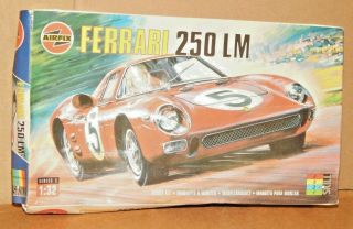 Airfix 1/32 Scale Ferrari 250 Lm Plastic Model Car Kit