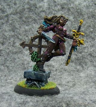 Painted Reaper Warlord 14020 Lola,  Overlord 