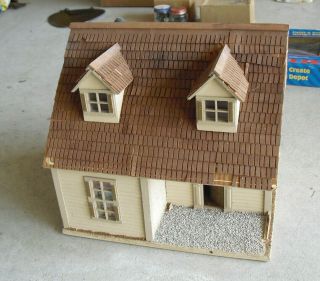Wood G Scale Kit Built Cottage House Building 10 7/8 " Tall