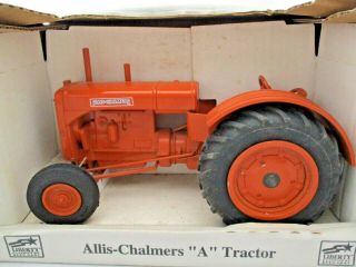 Speccast Allis - Chalmers Model " A " Farm Toy Tractor - 1/16 - Cj211