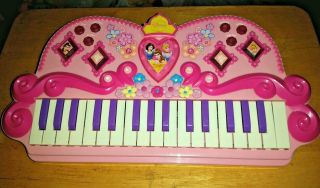 Disney Princess Princesses Pretty Pink Piano Cinderella Belle Snow White Lights