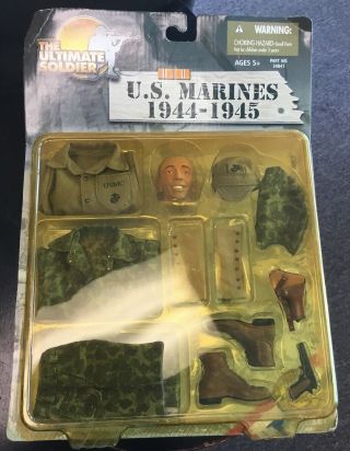 The Ultimate Soldier U.  S.  Marines 1944 - 1945 Head Weapons Uniform On Card
