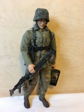 21st Century Ultimate Soldier Wwii German Machine Gunner 12 Inch Action Figure