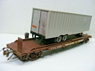 Quality Craft TOFC Flat Car With 35 ' Drop Floor Trailer By Dinky Toys 3