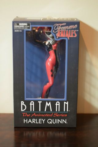 Femme Fatales Batman The Animated Series Harley Quinn Red Vinyl Statue/figure