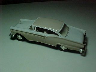Vintage Amt 1957 Ford Fairlane 500 Promo Scaled 1/25