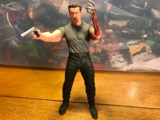 TERMINATOR 2 Judgment Day: T - 800 Man or Machine Action Figure NECA Reel Toys 3