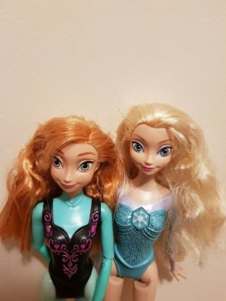Disney Frozen Princess ELsa And Ana Mattel Dolls and dresses 5