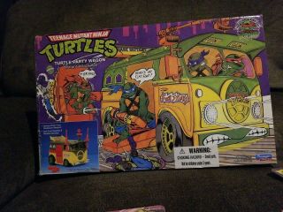 Teenage Mutant Ninja Turtles 25th Anniversary party wagon and al 4 Turtles 2