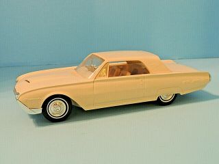 Vintage 1962 Ford Thunderbird Dealer Promo Model Car,  Cream Color,  1:24