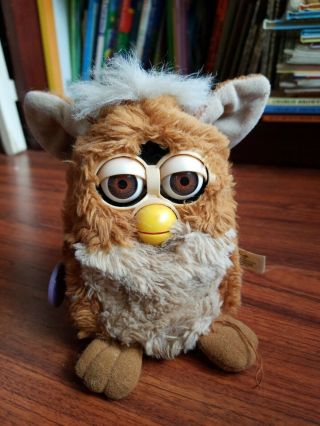 Brown And White Furby 1999 With Tags Model 70 - 800 Does Not Work