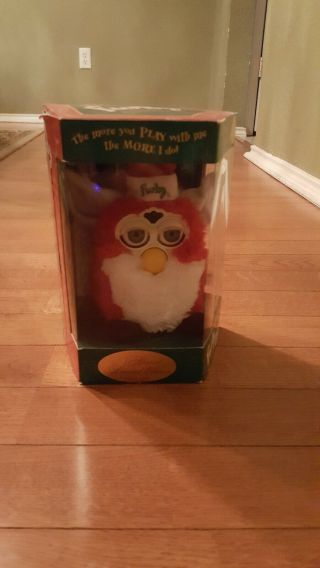 1999 Tiger Electronics Furby Santa Hat Red White Special Limited Edition