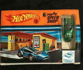 Vintage Rare 1967 Hot Wheels Pop Up Speed Shop With Redline Car -