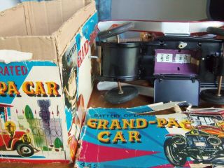 CIRCA 1960 BATTERY OPERATED GRAND - PA CAR WITH BOX - MADE IN JAPAN 4